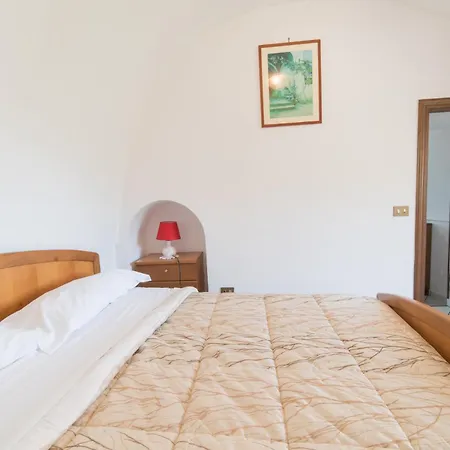مزرعة للإقامة Il Casale Del Golfo فيكو إيكوينس